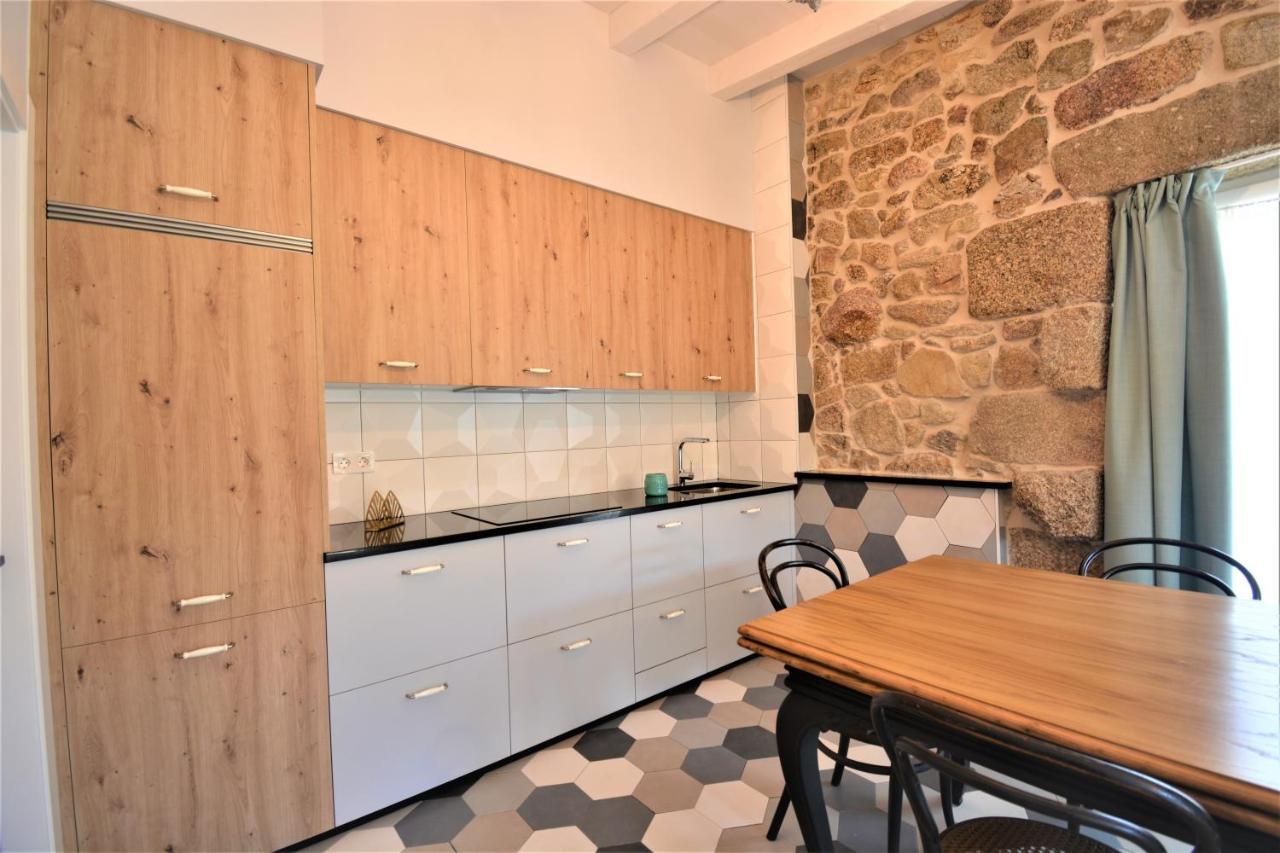 Galihost - Apartamentos Mamuela Ribadumia Екстер'єр фото