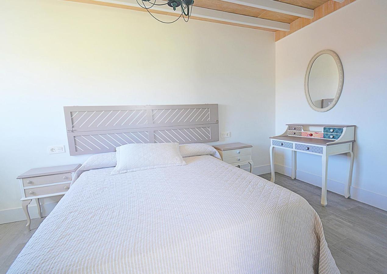 Galihost - Apartamentos Mamuela Ribadumia Екстер'єр фото