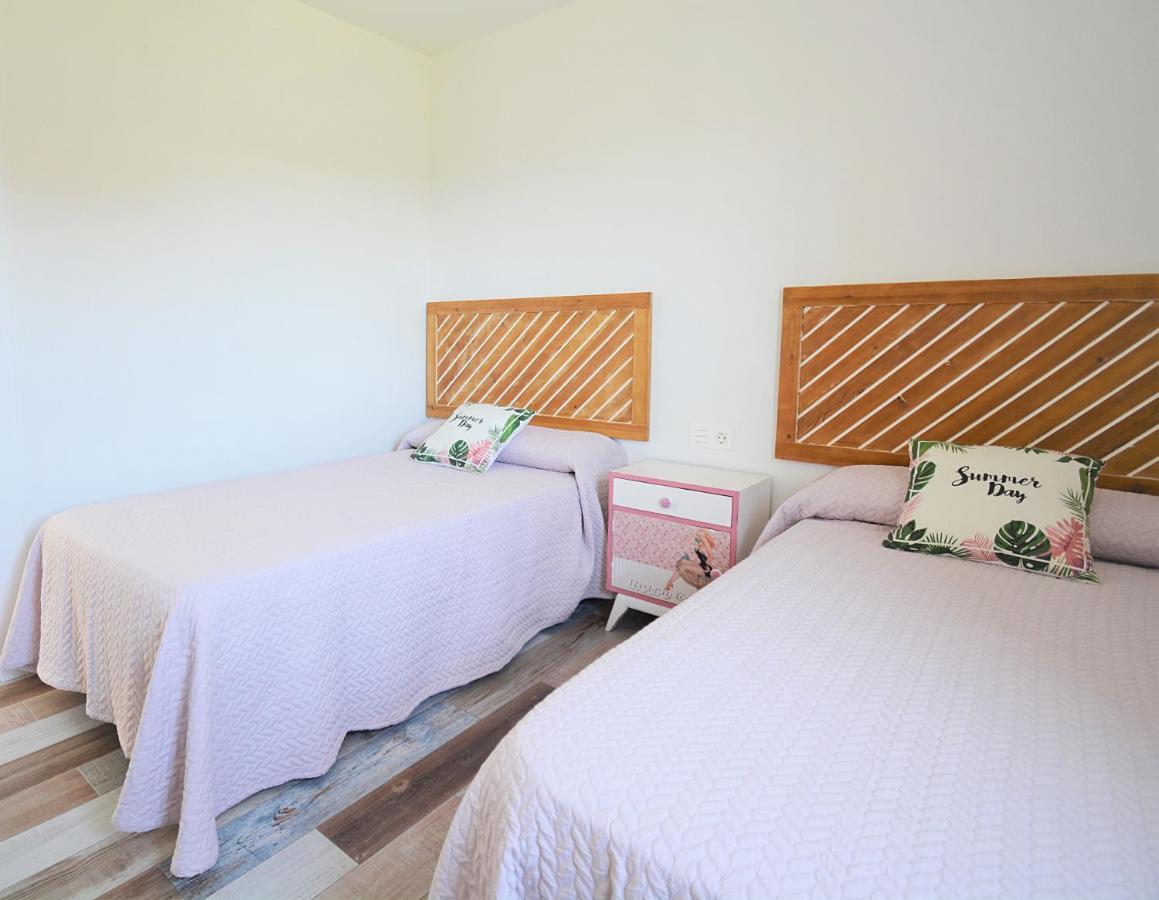 Galihost - Apartamentos Mamuela Ribadumia Екстер'єр фото