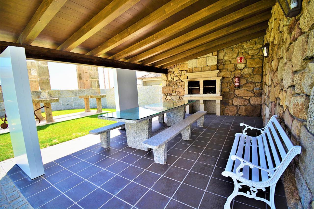 Galihost - Apartamentos Mamuela Ribadumia Екстер'єр фото