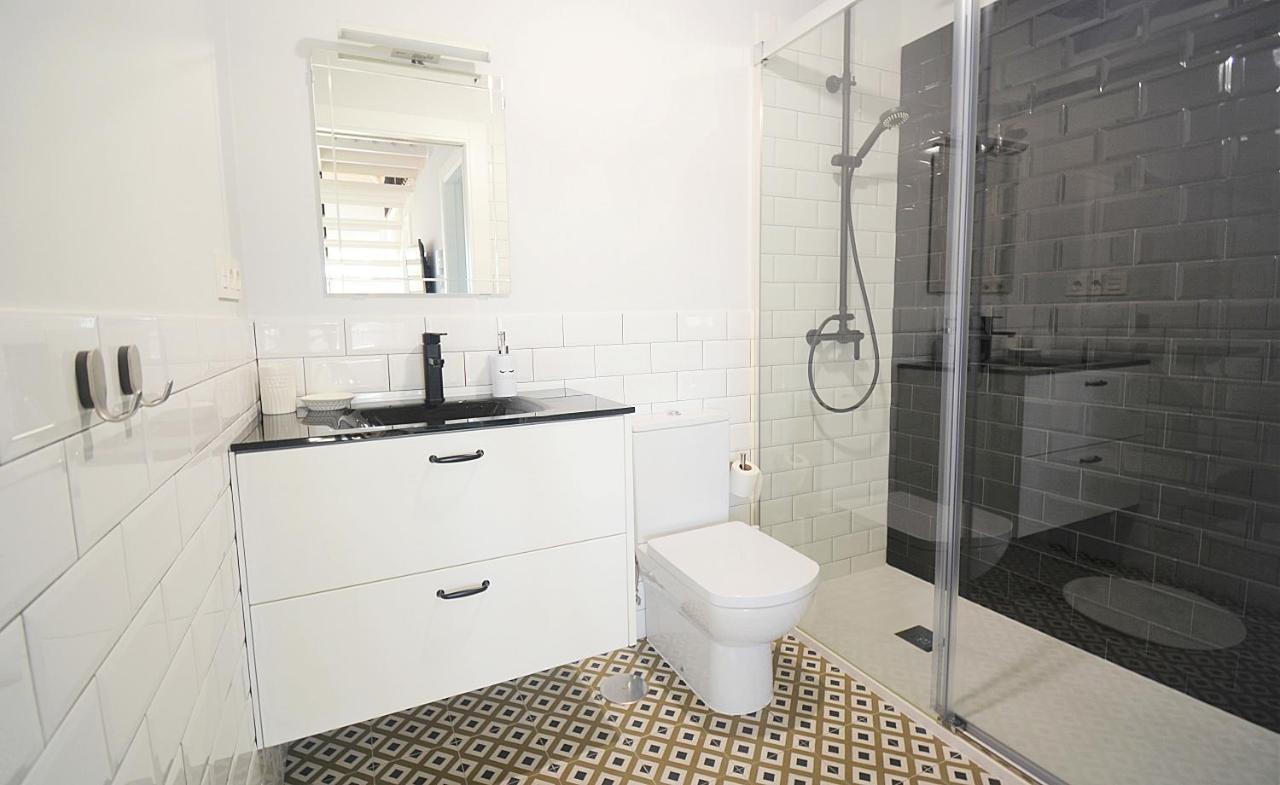 Galihost - Apartamentos Mamuela Ribadumia Екстер'єр фото