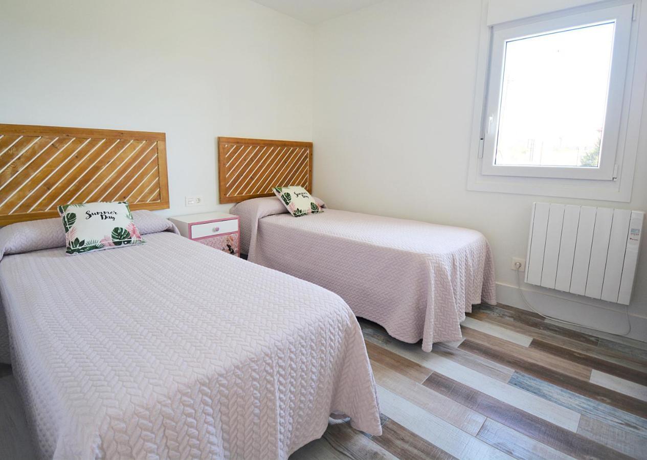 Galihost - Apartamentos Mamuela Ribadumia Екстер'єр фото