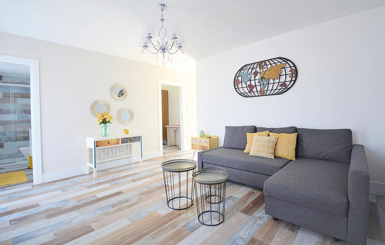 Galihost - Apartamentos Mamuela Ribadumia Екстер'єр фото